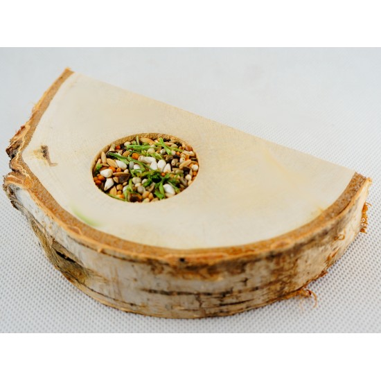 Plate-forme de bouleau sur piquet de jambon avec graines